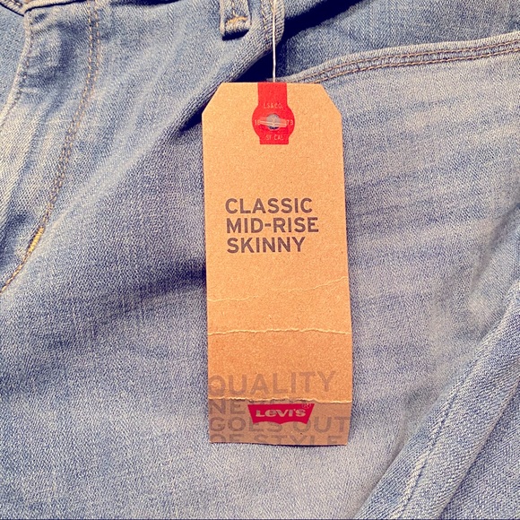 NEW Levi’s Classic 10” Rise Skinny Light Rinse Wash Jeans NWT - Picture 9 of 10